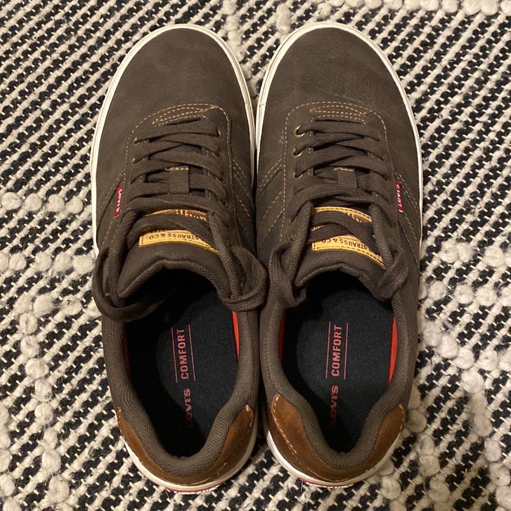 Levi’s Strauss, men’s lace up shoe